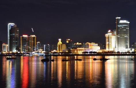 廈門市實施安全生產(chǎn)重大事故隱患倒查問責(zé)制