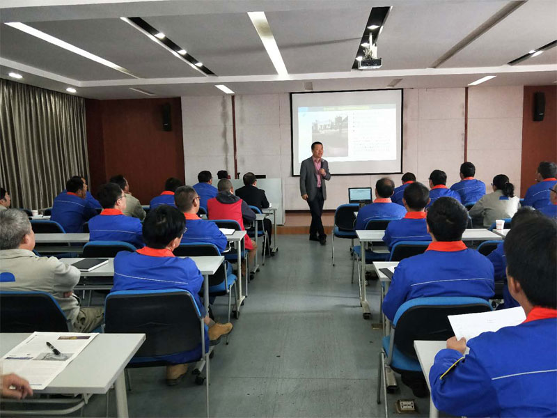 昆明市、安寧市安監(jiān)部門及協(xié)會(huì)特邀賽為高寶良老師參加安全交流講座