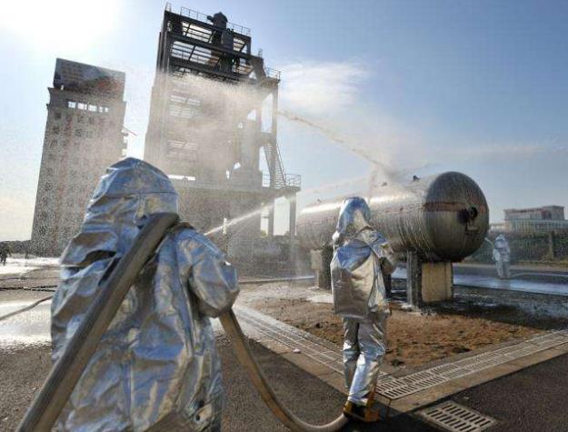 石化企業(yè)消防安全問題及防火對策 石化企業(yè)消防安全問題及防火對策