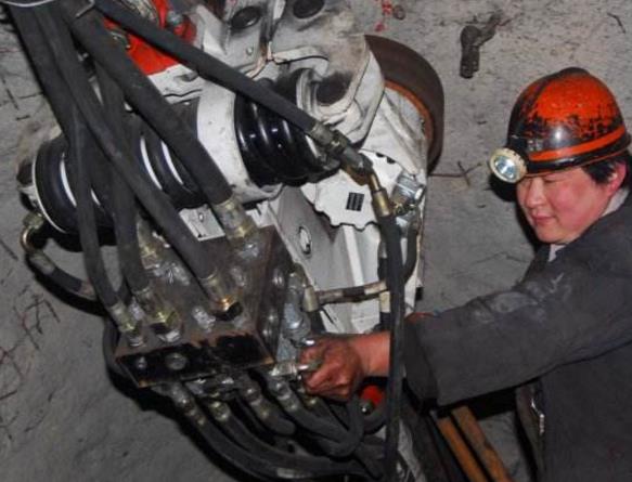 煤礦機電運輸安全管理及隱患預(yù)防分析