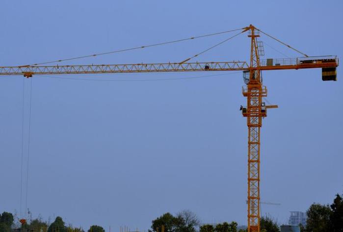 塔式起重機常見事故隱患及預(yù)防措施